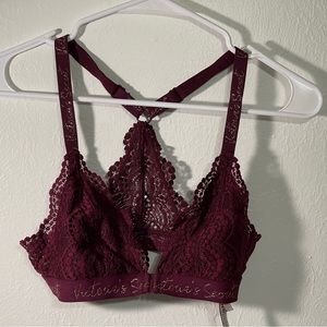 Victoria’s Secret bra size small front close lace